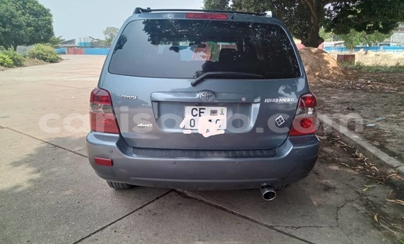 Ra Àlòkù Toyota Highlander Blue Ọkọ̀ in Cotonou ni Benin Ra Àlòkù Toyota Highlander Blue Ọkọ̀ in Cotonou ni Benin
