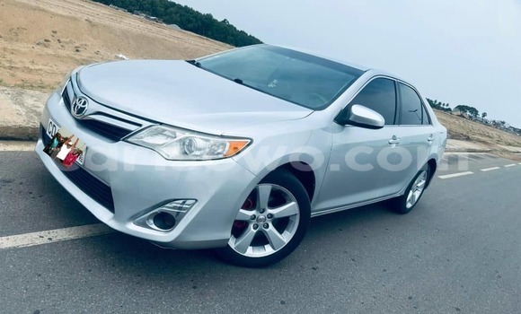 Acheter Occasion Voiture Toyota Camry Gris à Cotonou, Benin Acheter Occasion Voiture Toyota Camry Gris à Cotonou, Benin