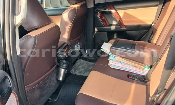 Sayi Na hannu Toyota Land Cruiser Prado Black Mota in Cotonou a Benin Sayi Na hannu Toyota Land Cruiser Prado Black Mota in Cotonou a Benin