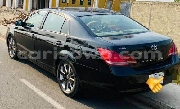 Sayi Na hannu Toyota Avalon Black Mota in Cotonou a Benin Sayi Na hannu Toyota Avalon Black Mota in Cotonou a Benin
