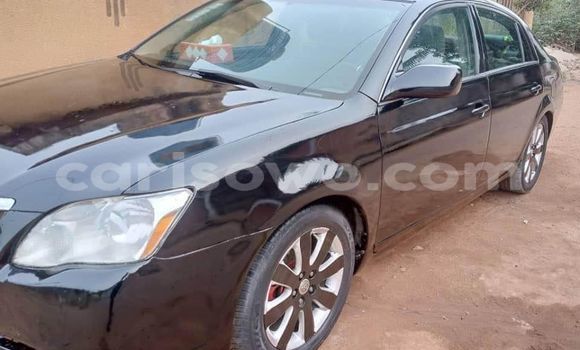 Sayi Na hannu Toyota Avalon Black Mota in Cotonou a Benin Sayi Na hannu Toyota Avalon Black Mota in Cotonou a Benin