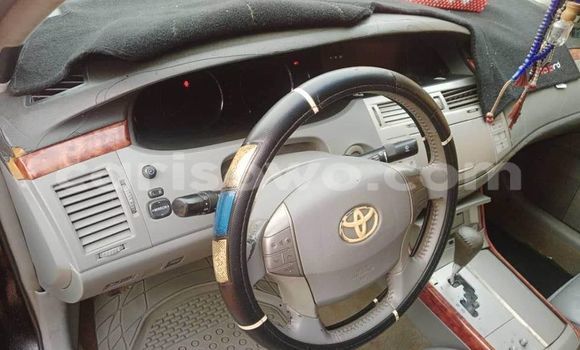Sayi Na hannu Toyota Avalon Black Mota in Cotonou a Benin Sayi Na hannu Toyota Avalon Black Mota in Cotonou a Benin