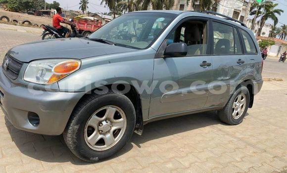 Sayi Na hannu Toyota RAV4 Sauran Mota in Cotonou a Benin Sayi Na hannu Toyota RAV4 Sauran Mota in Cotonou a Benin