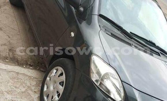 Sayi Na hannu Toyota Yaris Black Mota in Cotonou a Benin Sayi Na hannu Toyota Yaris Black Mota in Cotonou a Benin