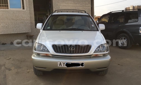 Ra Àlòkù Lexus RX 300 Alagara Ọkọ̀ in Cotonou ni Benin Ra Àlòkù Lexus RX 300 Alagara Ọkọ̀ in Cotonou ni Benin