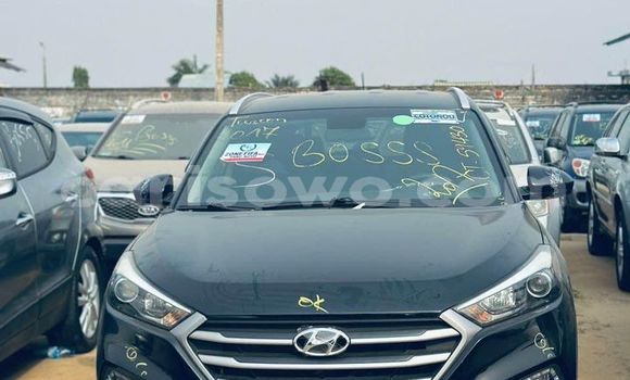 Sayi Na hannu Hyundai Tucson White Mota in Cotonou a Benin Sayi Na hannu Hyundai Tucson White Mota in Cotonou a Benin