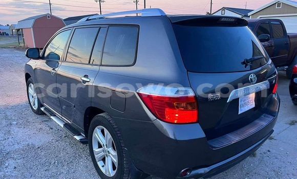 Sayi Na hannu Toyota Highlander Black Mota in Cotonou a Benin Sayi Na hannu Toyota Highlander Black Mota in Cotonou a Benin