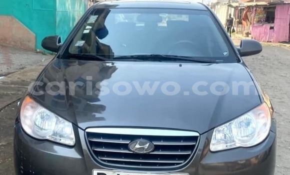 Sayi Na hannu Hyundai Elantra Black Mota in Cotonou a Benin