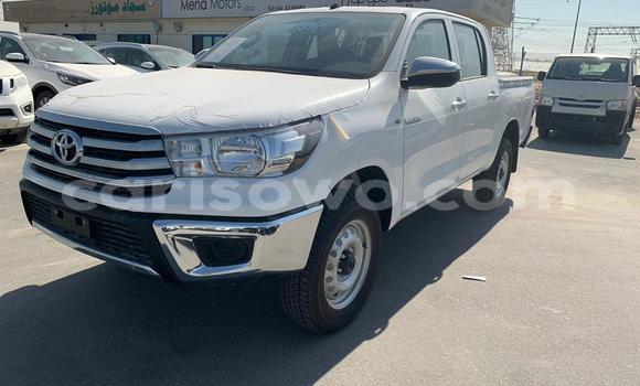 Buy New Toyota Hilux White Car in Cotonou in Benign Buy New Toyota Hilux White Car in Cotonou in Benign