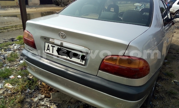 Acheter Occasion Voiture Toyota Avensis Gris à Cotonou, Benin Acheter Occasion Voiture Toyota Avensis Gris à Cotonou, Benin
