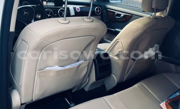 Sayi Na hannu Mercedes-Benz GLK–Class White Mota in Cotonou a Benin Sayi Na hannu Mercedes-Benz GLK–Class White Mota in Cotonou a Benin