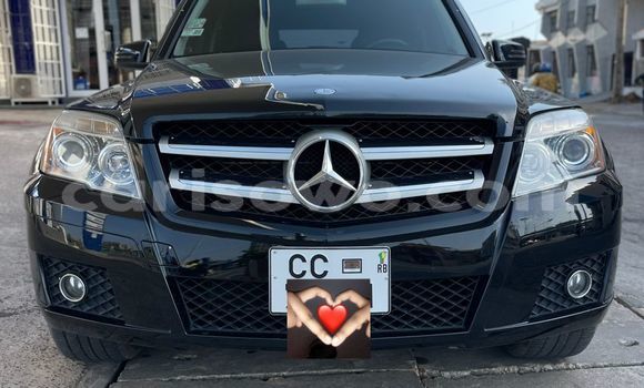 Sayi Na hannu Mercedes-Benz GLK–Class Black Mota in Cotonou a Benin Sayi Na hannu Mercedes-Benz GLK–Class Black Mota in Cotonou a Benin