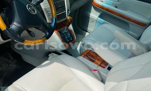 Ra Àlòkù Lexus RX 330 funfun Ọkọ̀ in Cotonou ni Benin Ra Àlòkù Lexus RX 330 funfun Ọkọ̀ in Cotonou ni Benin