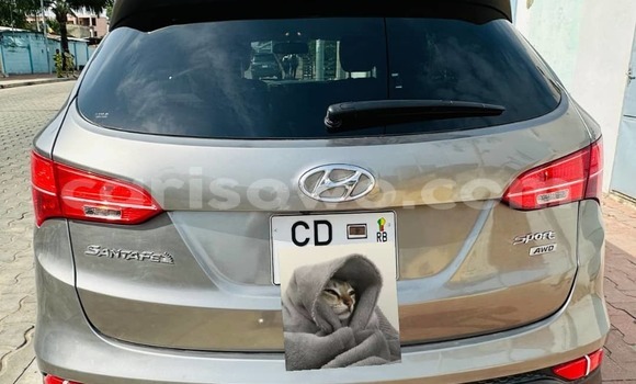 Sayi Na hannu Hyundai Santa Fe Azurfa Mota in Abomey Calavi a Benin Sayi Na hannu Hyundai Santa Fe Azurfa Mota in Abomey Calavi a Benin