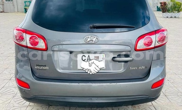 Sayi Na hannu Hyundai Santa Fe Brown Mota in Cotonou a Benin Sayi Na hannu Hyundai Santa Fe Brown Mota in Cotonou a Benin