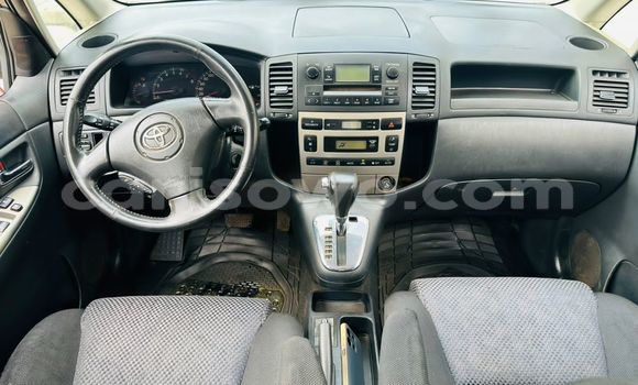 Ra Àlòkù Toyota Corolla Verso Alagara Ọkọ̀ in Cotonou ni Benin Ra Àlòkù Toyota Corolla Verso Alagara Ọkọ̀ in Cotonou ni Benin