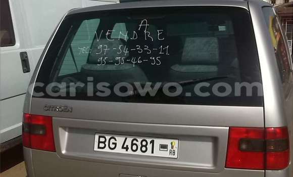 Ra Àlòkù Citroen 2CV Silver Ọkọ̀ in Cotonou ni Benin Ra Àlòkù Citroen 2CV Silver Ọkọ̀ in Cotonou ni Benin