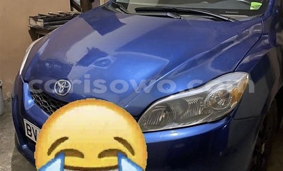 Sayi Na hannu Toyota Matrix Blue Mota in Cotonou a Benin