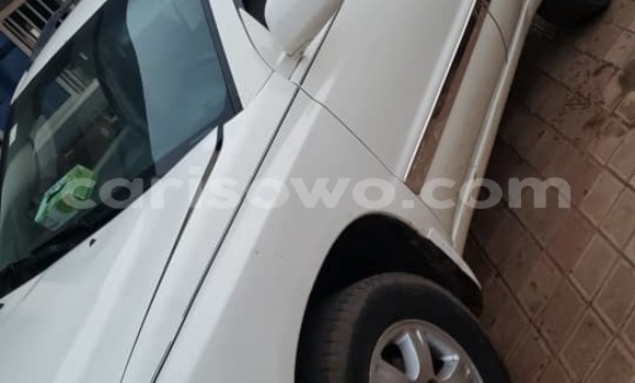 Acheter Occasion Voiture Toyota Highlander Blanc à Cotonou, Benin Acheter Occasion Voiture Toyota Highlander Blanc à Cotonou, Benin