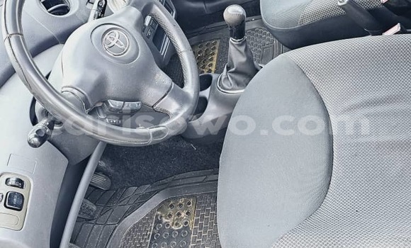 Ra Àlòkù Toyota Yaris Silver Ọkọ̀ in Cotonou ni Benin Ra Àlòkù Toyota Yaris Silver Ọkọ̀ in Cotonou ni Benin