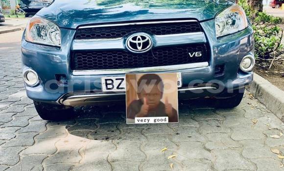 Acheter Occasion Voiture Toyota RAV4 Bleu à Cotonou, Benin Acheter Occasion Voiture Toyota RAV4 Bleu à Cotonou, Benin