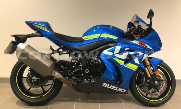 Sayi Sabo Suzuki GSX–R Blue Motsi in Boukombe a Atacora