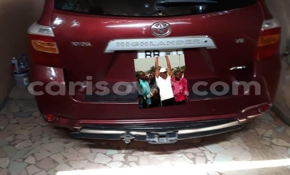 Acheter Occasion Voiture Toyota Highlander Rouge à Cotonou, Benin Acheter Occasion Voiture Toyota Highlander Rouge à Cotonou, Benin