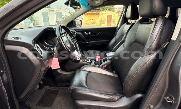 Sayi Na hannu Nissan Qashqai Azurfa Mota in Cotonou a Benin Sayi Na hannu Nissan Qashqai Azurfa Mota in Cotonou a Benin