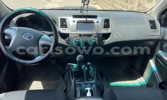 Sayi Sabo Toyota Hilux Black Mota in Abomey Calavi a Benin Sayi Sabo Toyota Hilux Black Mota in Abomey Calavi a Benin