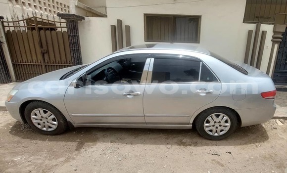 Acheter Occasion Voiture Honda Accord Gris à Cotonou, Benin Acheter Occasion Voiture Honda Accord Gris à Cotonou, Benin