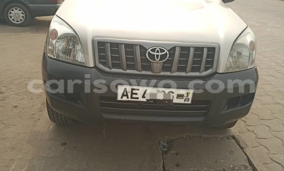 Acheter Occasion Voiture Toyota Prado Marron à Cotonou, Benin Acheter Occasion Voiture Toyota Prado Marron à Cotonou, Benin