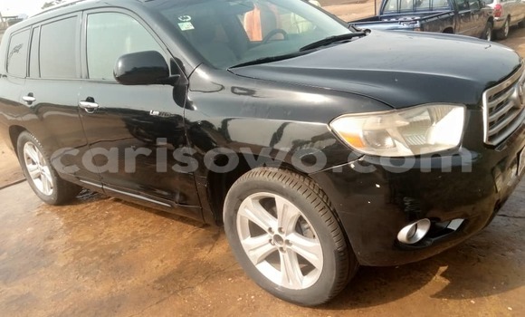 Acheter Occasion Voiture Toyota Highlander Noir à Cotonou, Benin Acheter Occasion Voiture Toyota Highlander Noir à Cotonou, Benin