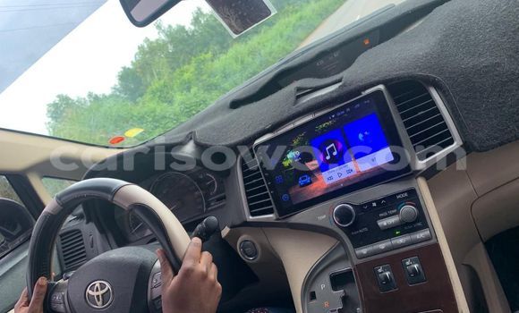 Buy Used Toyota Venza Black Car in Cotonou in Benign