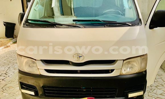 Acheter Occasion Voiture Toyota Hiace Blanc à Cotonou, Benin Acheter Occasion Voiture Toyota Hiace Blanc à Cotonou, Benin