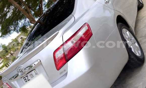 Ra Àlòkù Toyota Camry Silver Ọkọ̀ in Cotonou ni Benin Ra Àlòkù Toyota Camry Silver Ọkọ̀ in Cotonou ni Benin