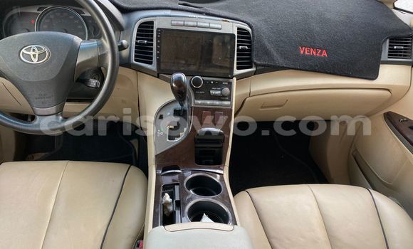 Sayi Na hannu Toyota Venza Brown Mota in Cotonou a Benin Sayi Na hannu Toyota Venza Brown Mota in Cotonou a Benin
