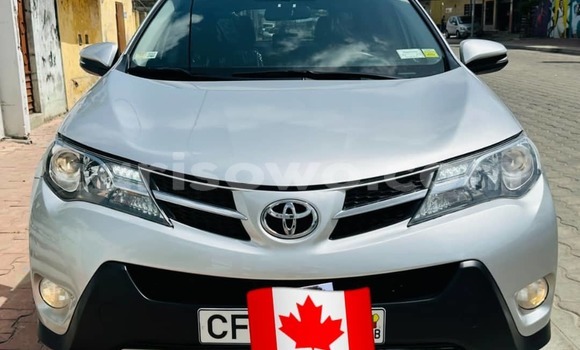 Sayi Na hannu Toyota RAV4 Sauran Mota in Cotonou a Benin Sayi Na hannu Toyota RAV4 Sauran Mota in Cotonou a Benin