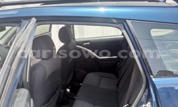 Acheter Occasion Voiture Toyota Matrix Bleu à Cotonou, Benin Acheter Occasion Voiture Toyota Matrix Bleu à Cotonou, Benin