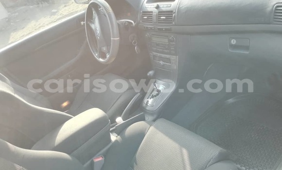 Ra Àlòkù Toyota Avensis Silver Ọkọ̀ in Cotonou ni Benin Ra Àlòkù Toyota Avensis Silver Ọkọ̀ in Cotonou ni Benin