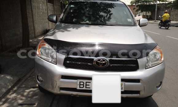 Ra Àlòkù Toyota RAV4 Silver Ọkọ̀ in Cotonou ni Benin Ra Àlòkù Toyota RAV4 Silver Ọkọ̀ in Cotonou ni Benin