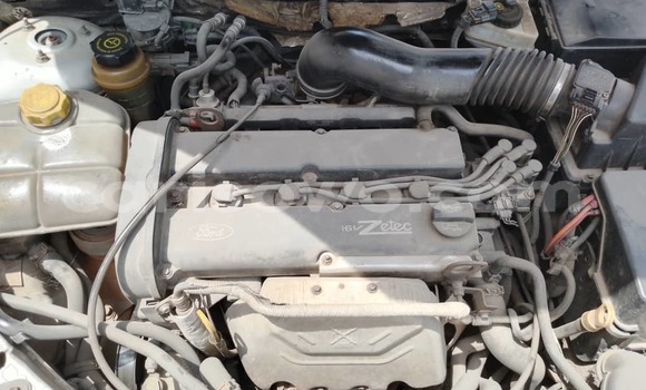 Acheter Occasion Voiture Ford Focus Gris à Cotonou, Benin Acheter Occasion Voiture Ford Focus Gris à Cotonou, Benin
