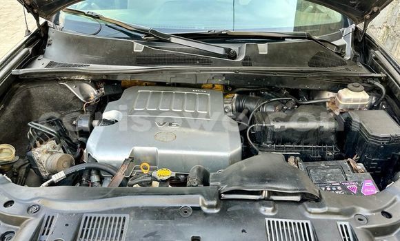 Sayi Na hannu Toyota Highlander Azurfa Mota in Cotonou a Benin Sayi Na hannu Toyota Highlander Azurfa Mota in Cotonou a Benin