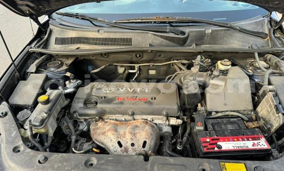 Sayi Na hannu Toyota RAV4 Blue Mota in Abomey Calavi a Benin Sayi Na hannu Toyota RAV4 Blue Mota in Abomey Calavi a Benin