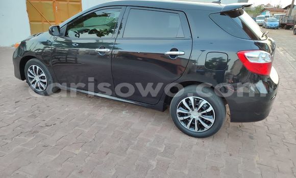 Sayi Na hannu Toyota Matrix Black Mota in Cotonou a Benin Sayi Na hannu Toyota Matrix Black Mota in Cotonou a Benin