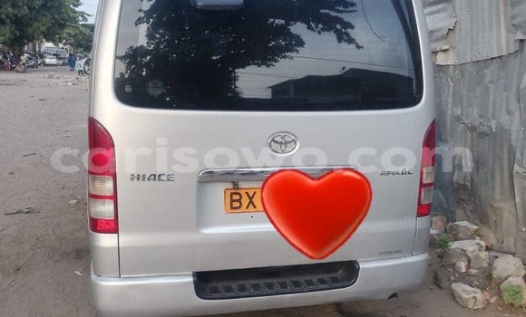 Acheter Occasion Voiture Toyota Hiace Blanc à Cotonou, Benin