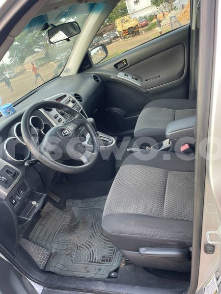 Big with watermark toyota matrix benin cotonou 19621