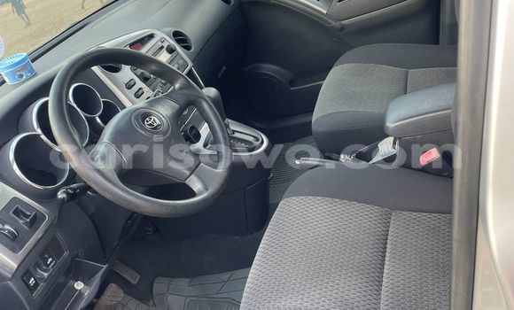 Acheter Occasion Voiture Toyota Matrix Bleu à Cotonou, Benin Acheter Occasion Voiture Toyota Matrix Bleu à Cotonou, Benin