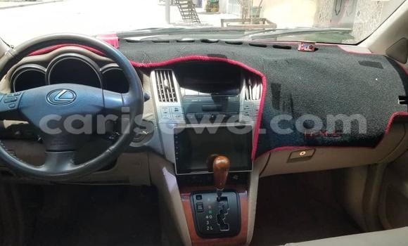 Sayi Na hannu Lexus RX 330 White Mota in Cotonou a Benin Sayi Na hannu Lexus RX 330 White Mota in Cotonou a Benin