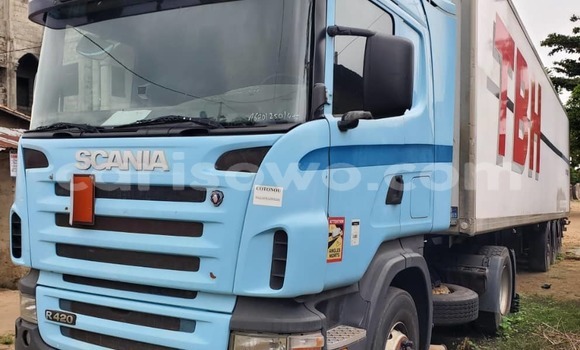 Sayi Na hannu Simca 1300/1500 Blue Mota in Cotonou a Benin