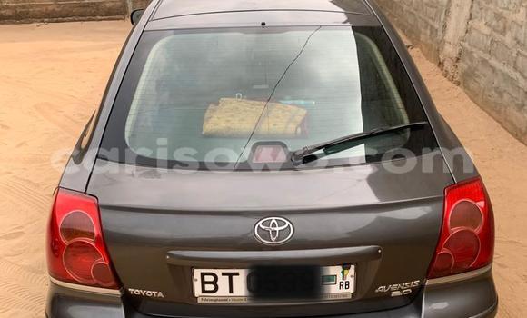 Ra Àlòkù Toyota Avensis Brown Ọkọ̀ in Cotonou ni Benin